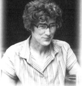 PhotoSR_Small-Picture-Susan-Reynolds-284x300.jpg