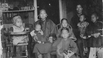 Chinese Family in Hawaii 1893